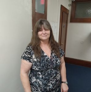 Meet your Posher, Claudia